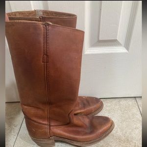 Frye campus boots 8.5